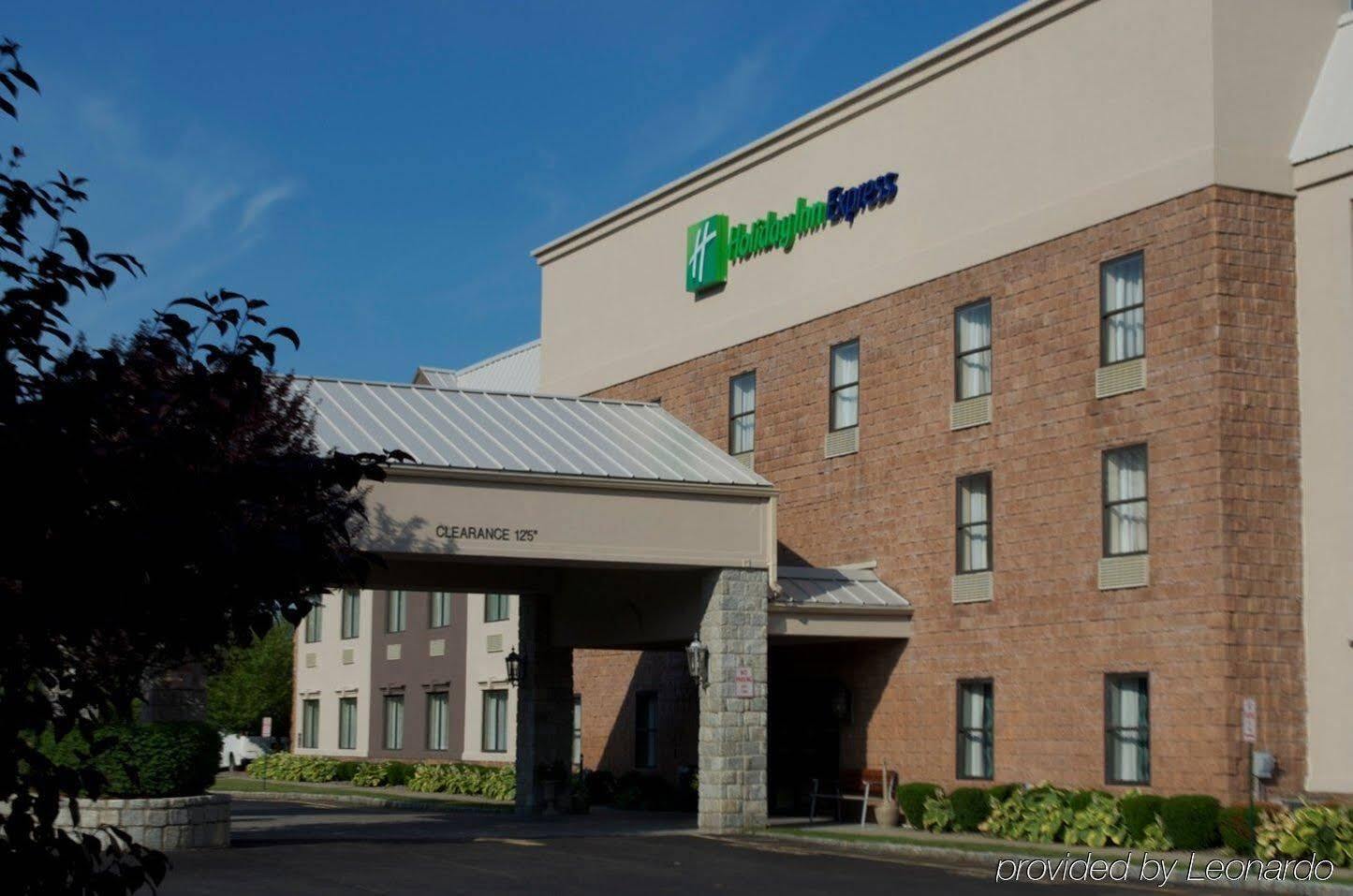 Holiday Inn Express Hotel & Suites West Point-Fort Montgomery By Ihg Kültér fotó